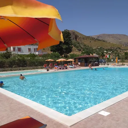 Ibiscus Willa Scopello (Sicily)